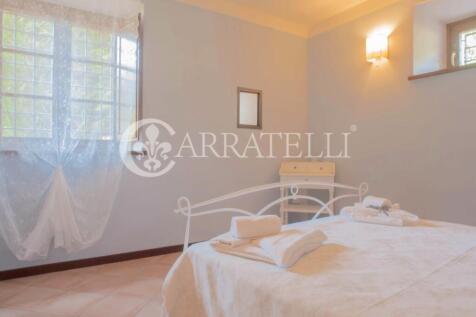 Casale con attività