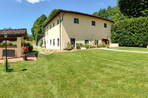 3-Casale con attivit
