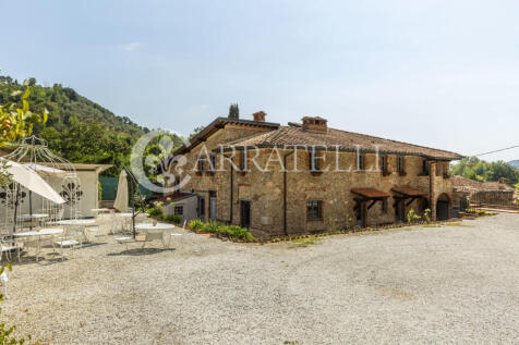 Affascinante casale 