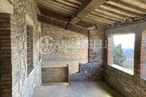 Casale da ristruttur