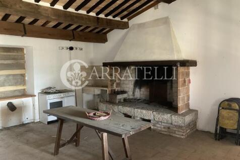 Casale da ristruttur