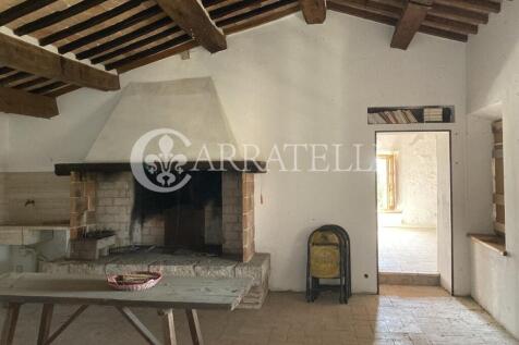 Casale da ristruttur