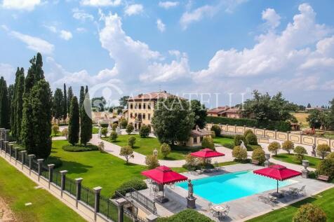 Villa dell&#39;800 con p