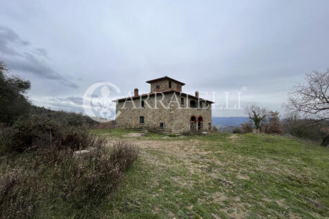 Casale al grezzo in 