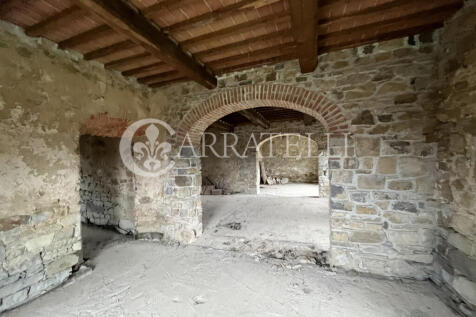 Casale al grezzo in 