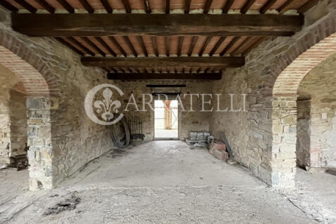 Casale al grezzo in 