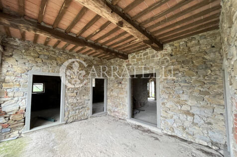 Casale al grezzo in 