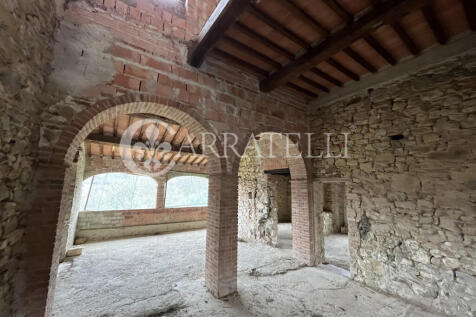 Casale al grezzo in 