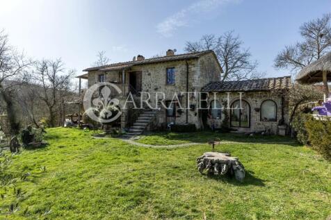 Pittoresco casale in