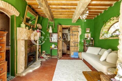 Pittoresco casale in