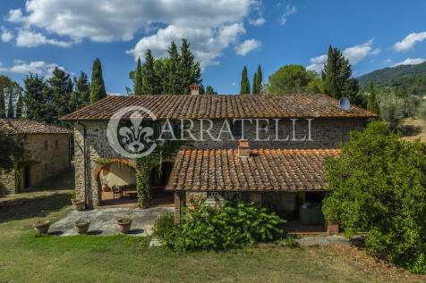 Tenuta con terreno e