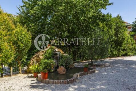 Casale vicino al Cen