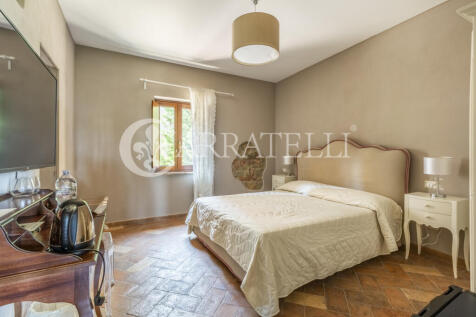 Casale vicino al Cen