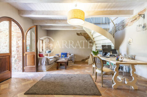 Casale vicino al Cen
