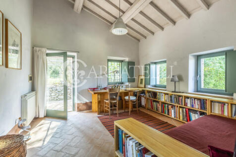 Casale con terreno i