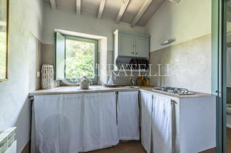 Casale con terreno i