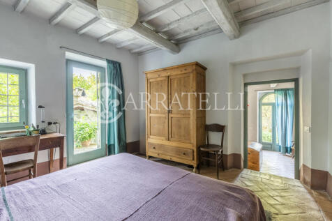 Casale con terreno i