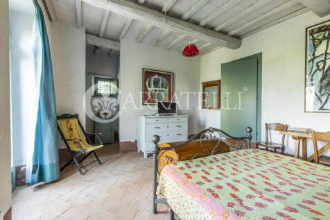 Casale con terreno i