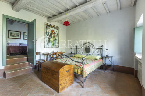 Casale con terreno i