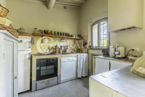 Casale con terreno i