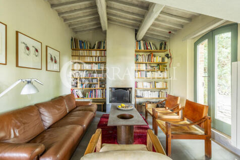 Casale con terreno i