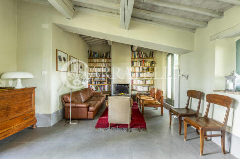 Casale con terreno i