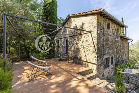 Casale con terreno i