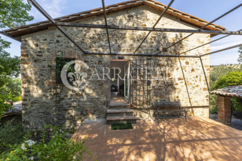 Casale con terreno i