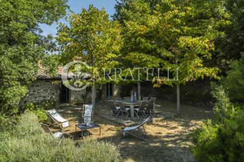 Casale con terreno i