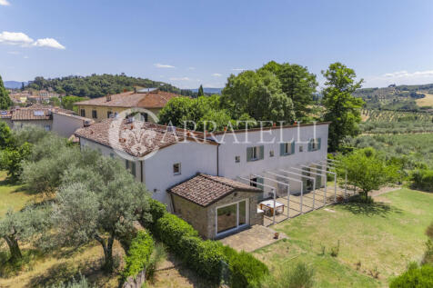 Villa con giardino v