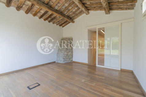 Villa con giardino v