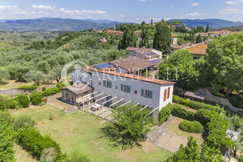 Villa con giardino v