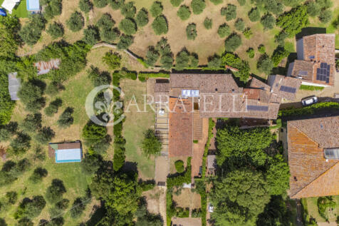 Villa con giardino v