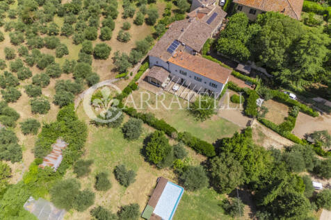 Villa con giardino v