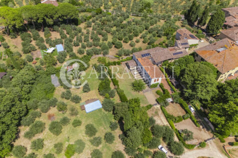 Villa con giardino v