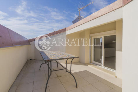 Villa ristruttura ne