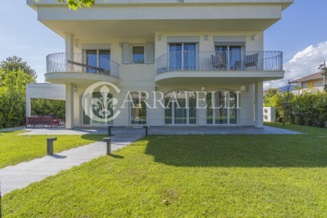 Villa ristruttura ne