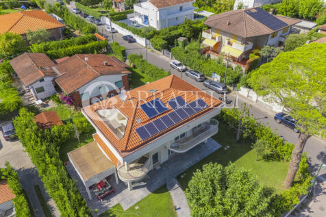 Villa ristruttura ne
