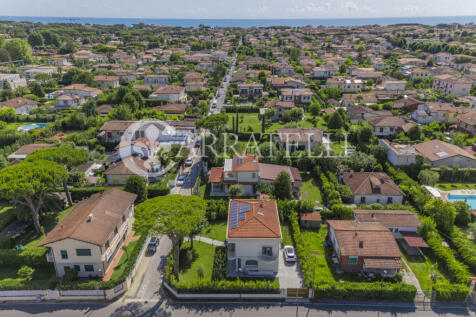 Villa ristruttura ne