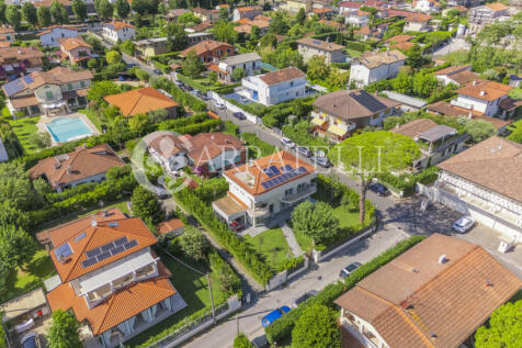 Villa ristruttura ne