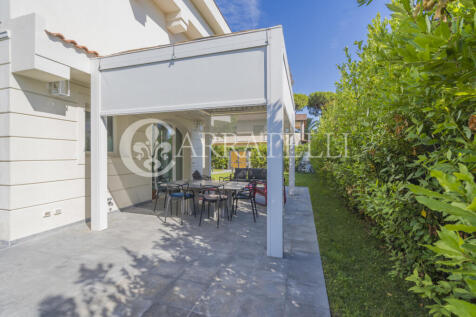 Villa ristruttura ne