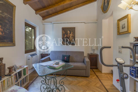 ampio appartamento c