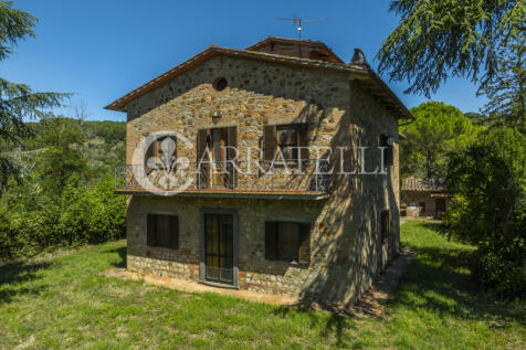 Casale in buono stat