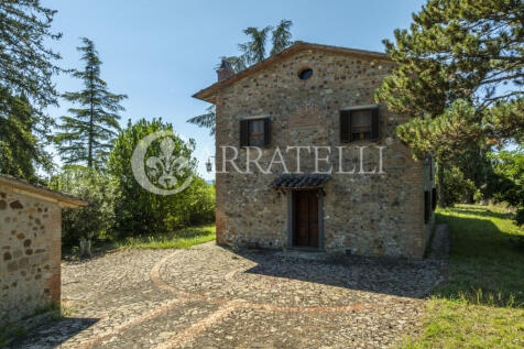 Casale in buono stat