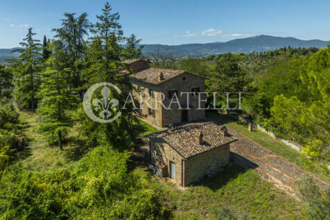 Casale in buono stat