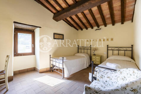 Perugia magnifica to