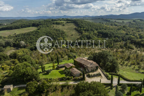 Casale ristrutturato