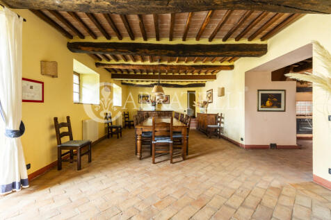 Casale ristrutturato