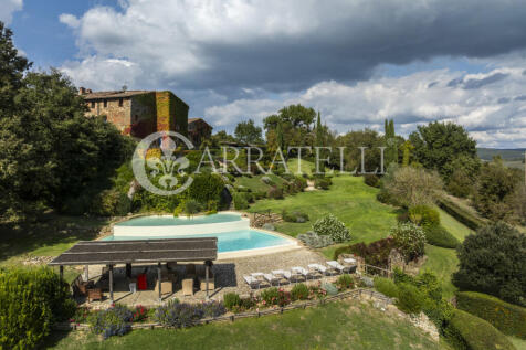 Casale ristrutturato