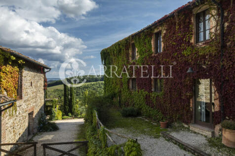 Casale ristrutturato